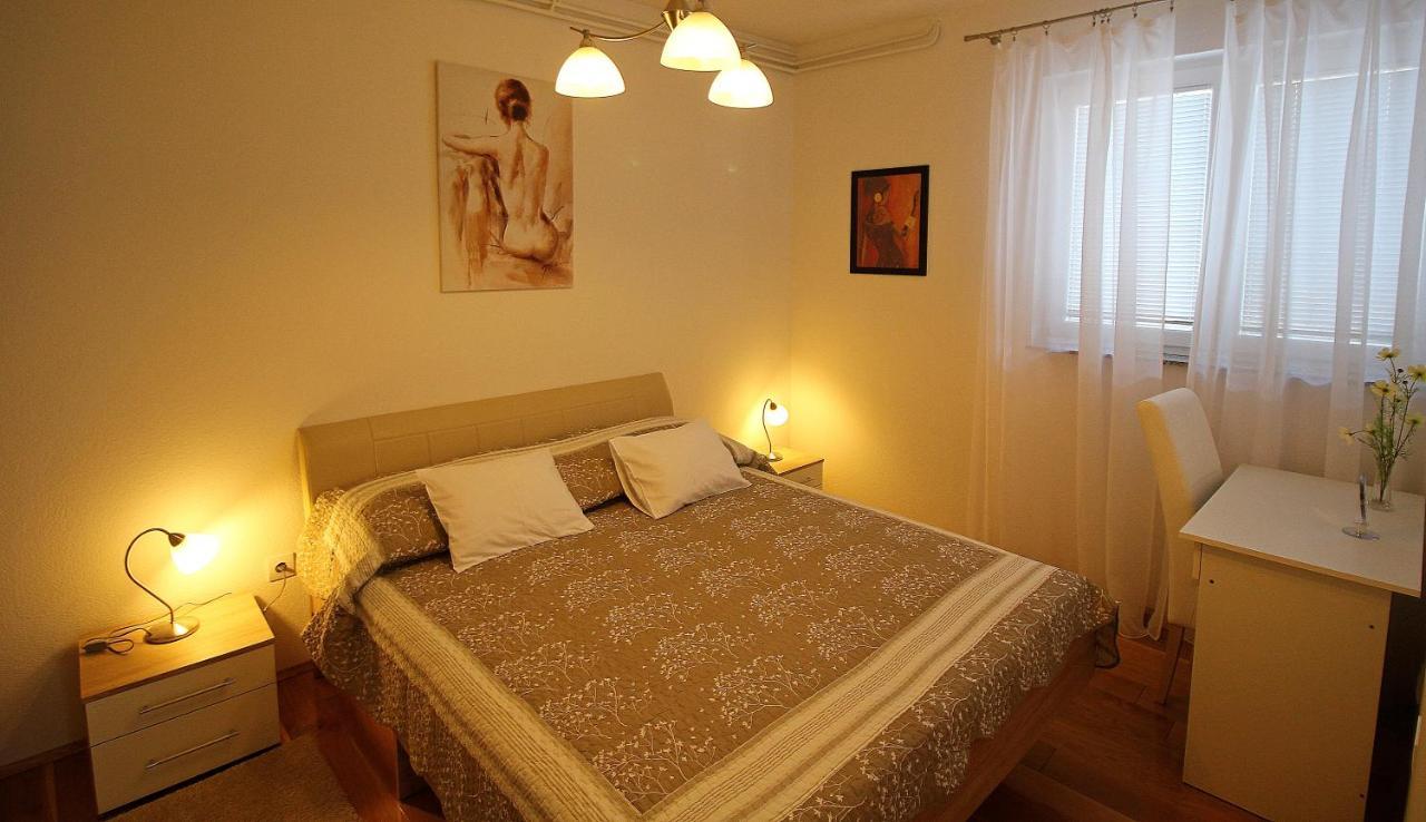 Apartmani Bozena Макарска Экстерьер фото